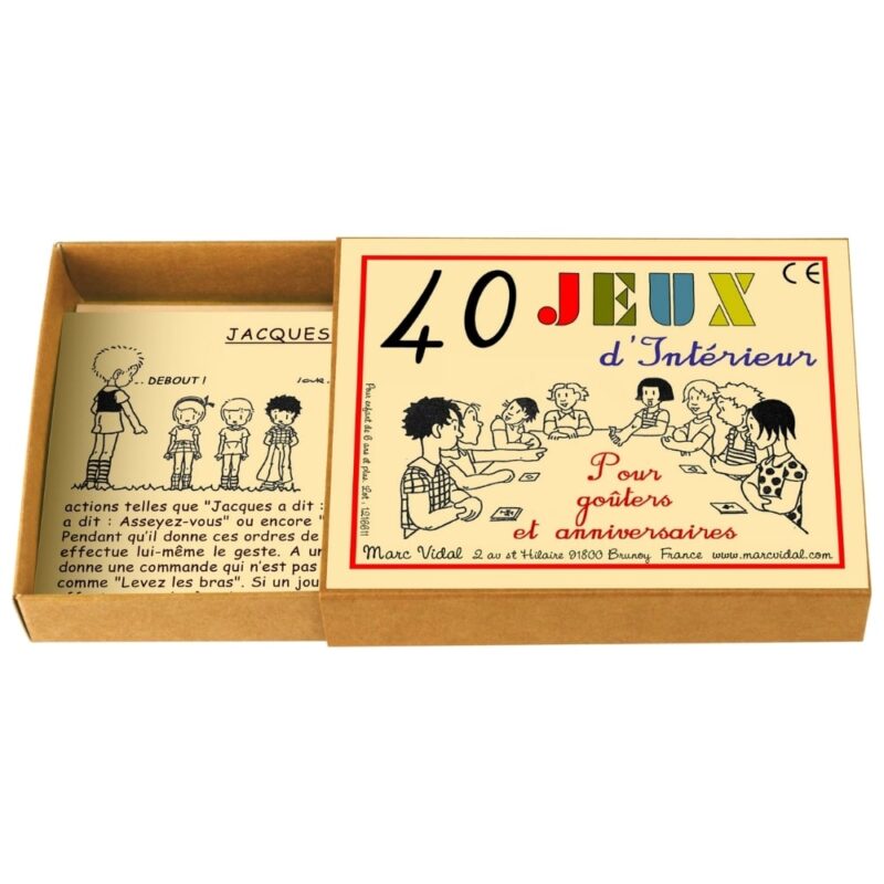 40 jeux d’intérieur – Marc Vidal, boîte ouverte avec cartes de jeux pour enfants