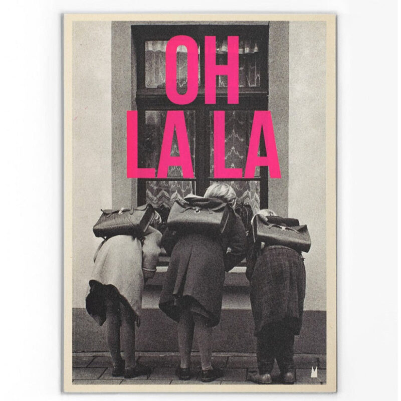 Affiche Oh Lala - Carte Kencre : trois enfants regardant par une fenêtre, texte rose vif